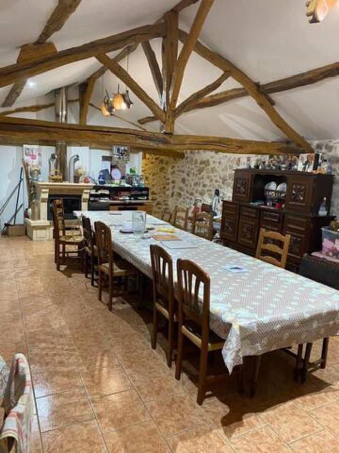 Gite A La Ferme Montesquieu-Avantes Екстер'єр фото